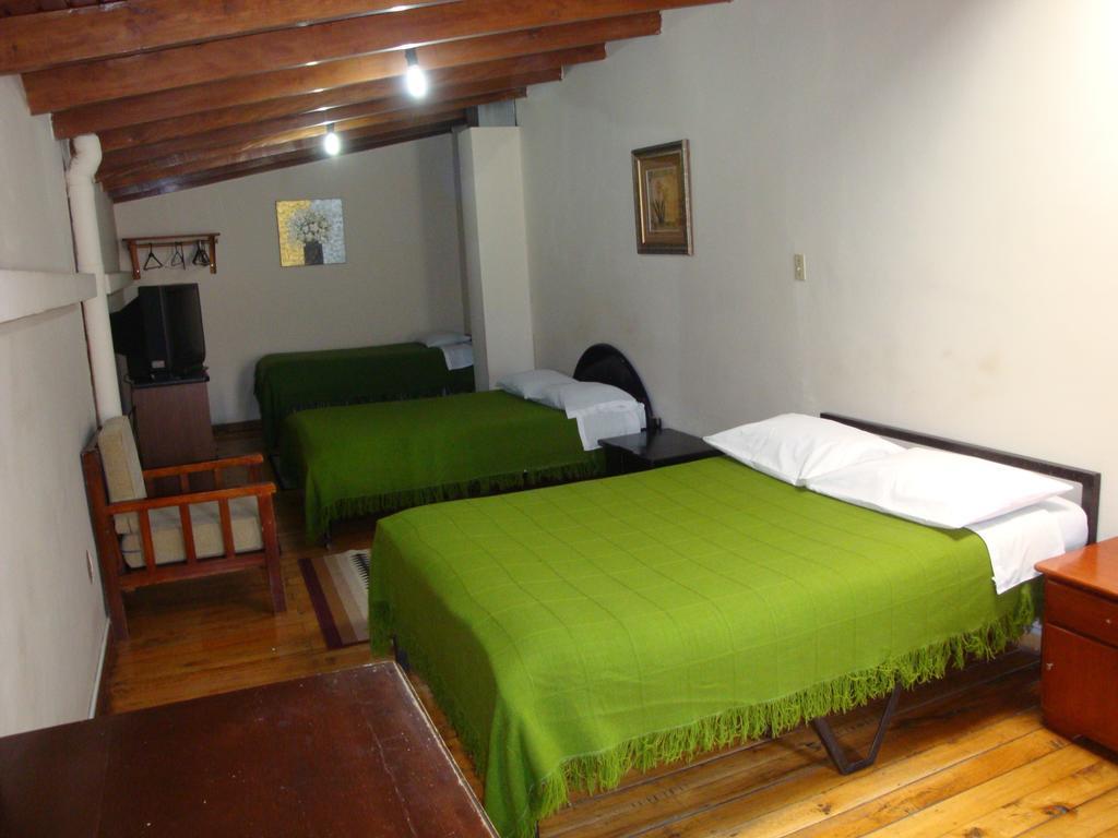 Hostal Santa Maria Gracia 키토 객실 사진